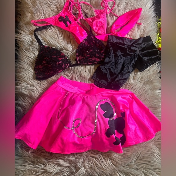 Custom made poodle skirt costume - Picture 2 of 9